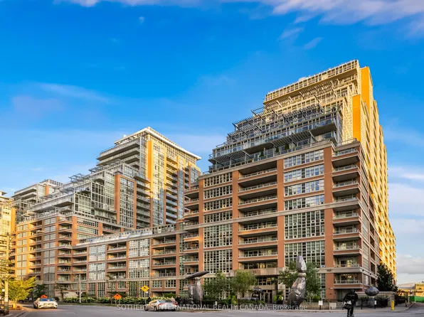 85 E Liberty St #1913, Toronto, ON M6K 0A2