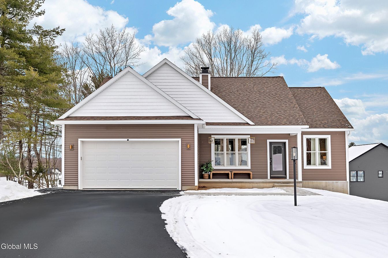 1st image of 80b Schuurman Road
