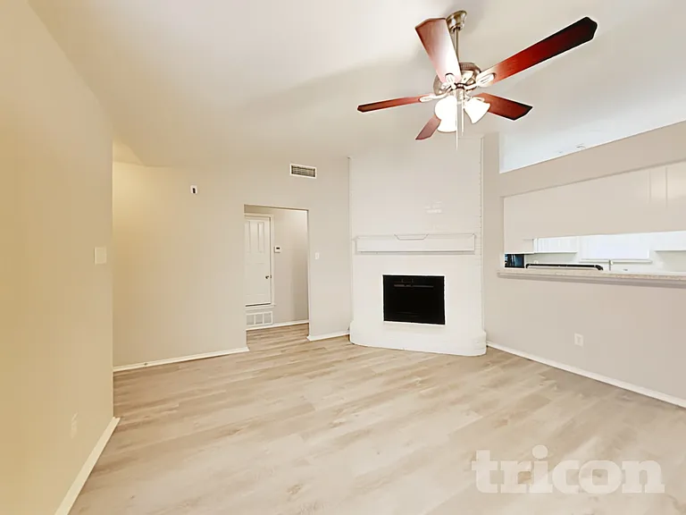 6625 Old Whitley Rd — Photo 5