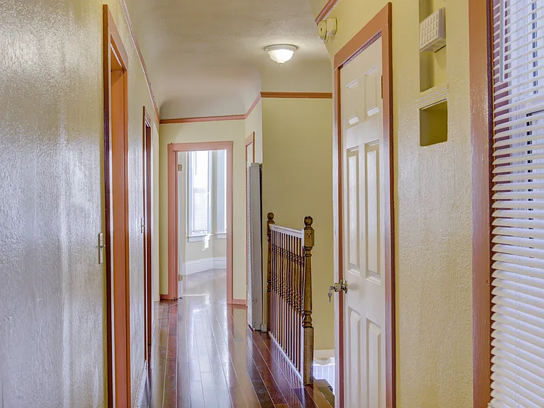 433 Brazil Ave — Photo 4