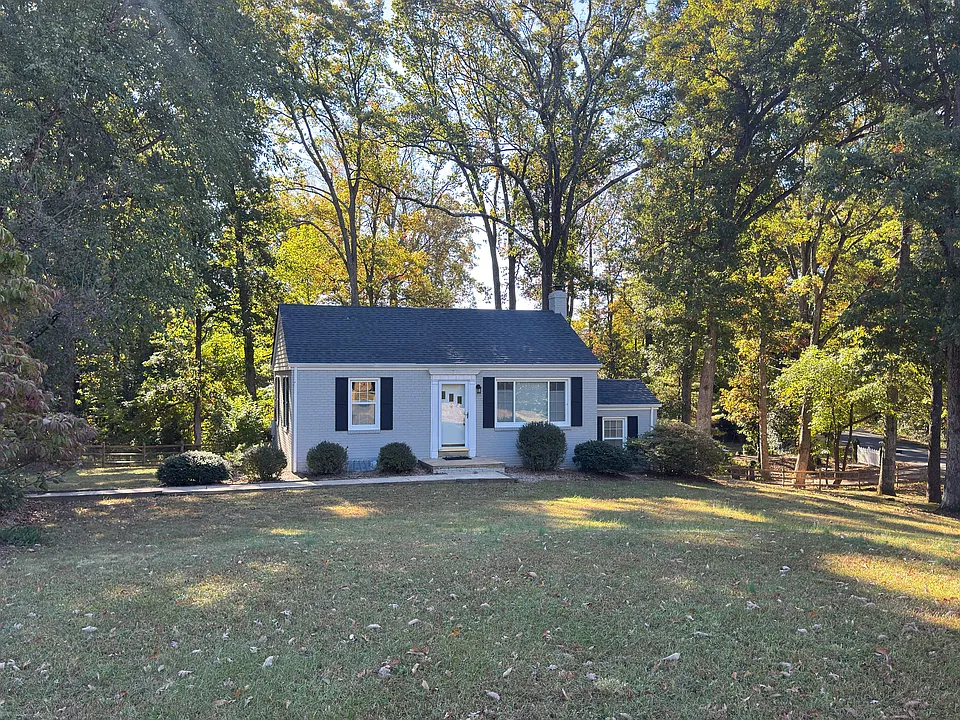 12131 Waples Mill Rd