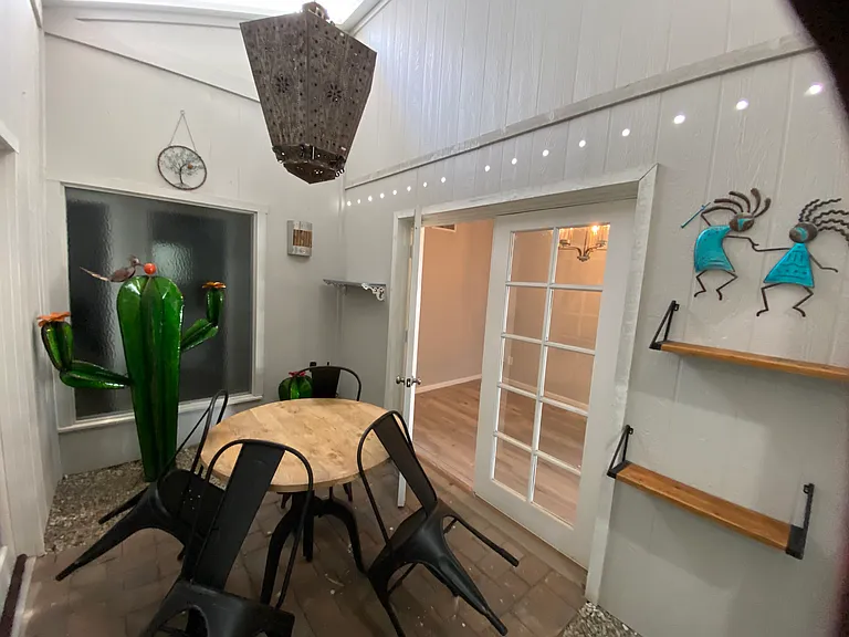 2081 E Alameda Dr — Photo 23