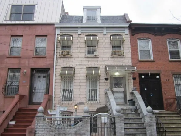 93 Monroe St, Brooklyn, NY 11216