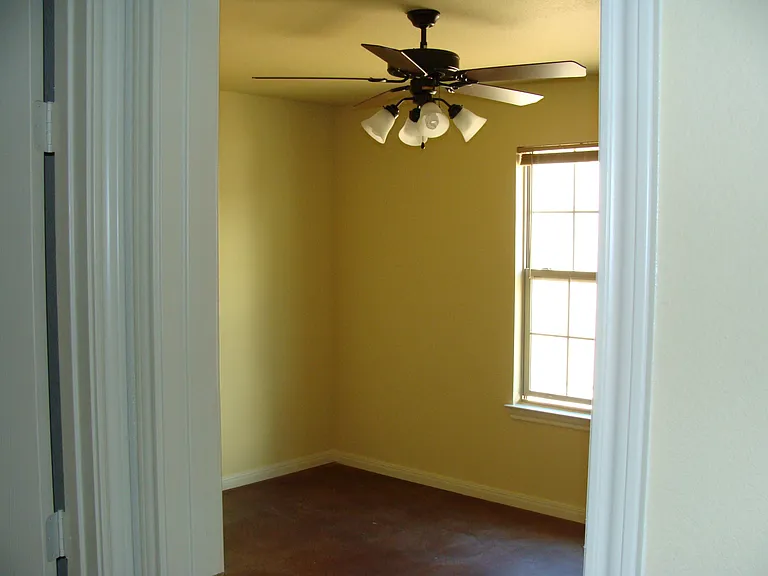 115 Meadow Park Cir #115 — Photo 32
