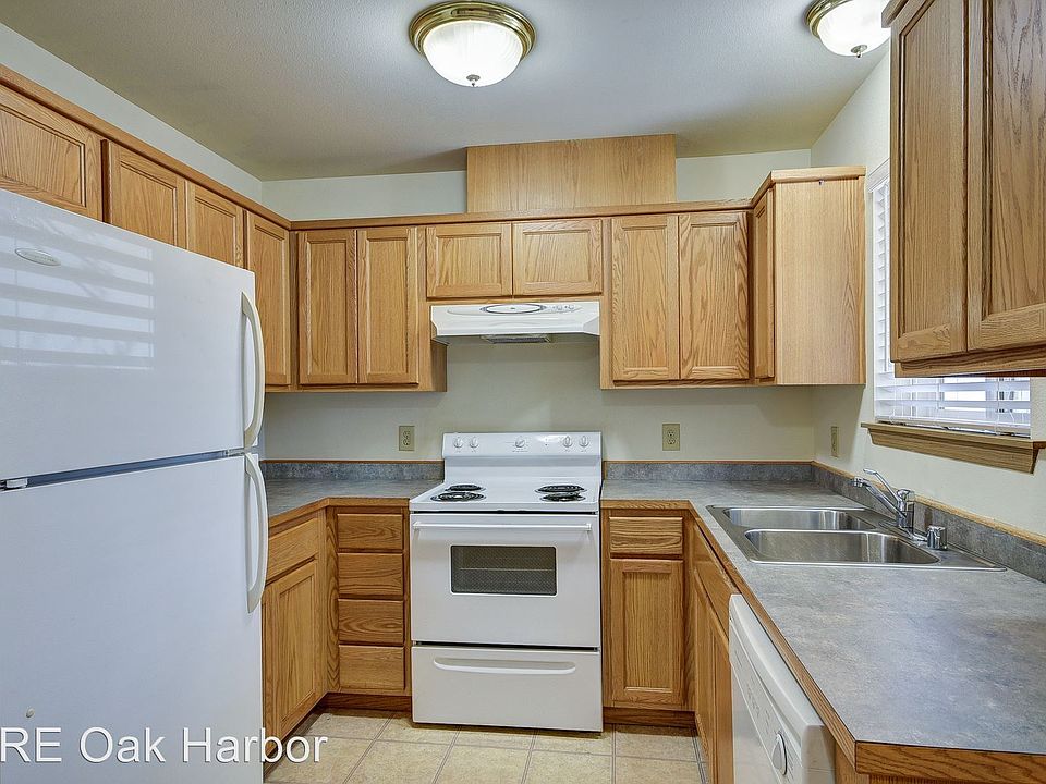 1st image of 1661 NE 16th Ave APT E102