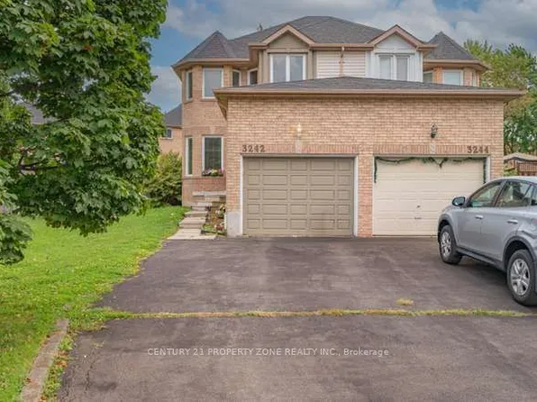 3242 Tortola Ct, Mississauga, ON L5N 7C4