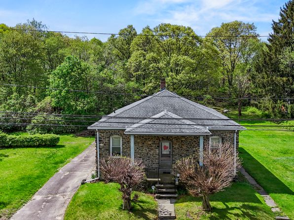 298 Wall St, Waterbury, CT 06704