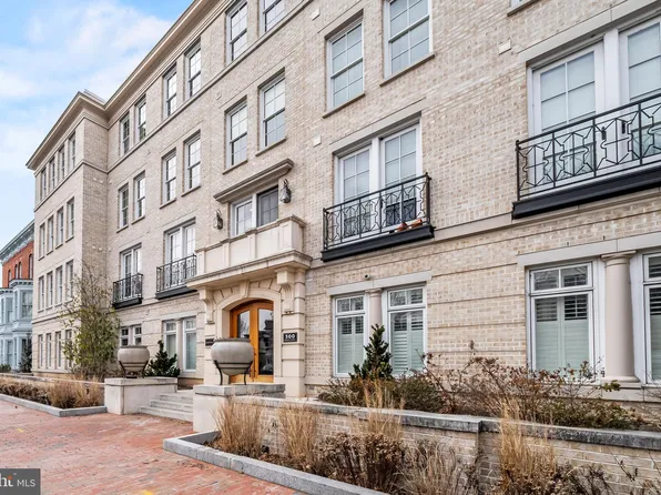 300 8th St NE #307, Washington, DC 20002