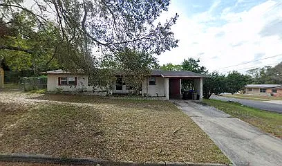 3 bed, 1300 sqft, $2,100 — Photo 1