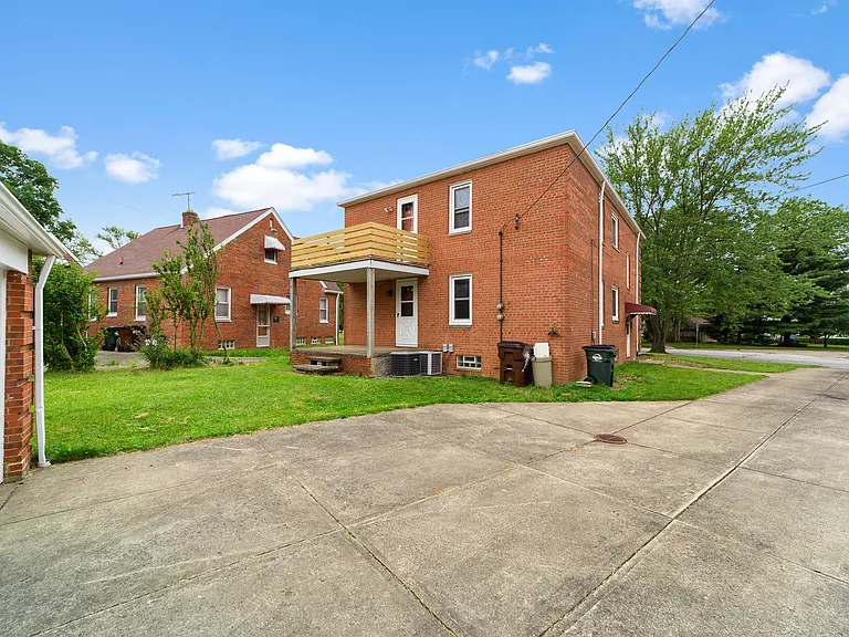 6229 Stanbury Rd — Photo 30