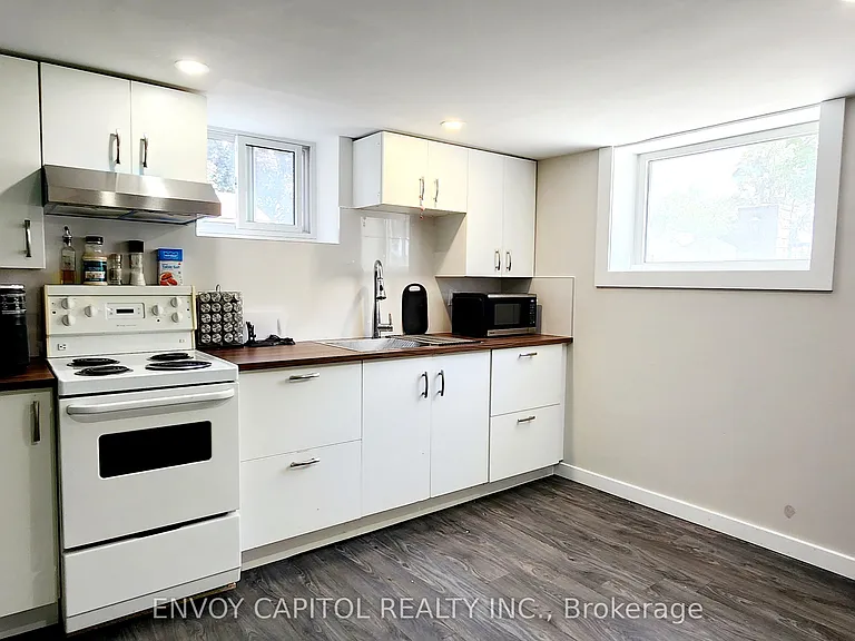 84 Macdonald Ave — Photo 6