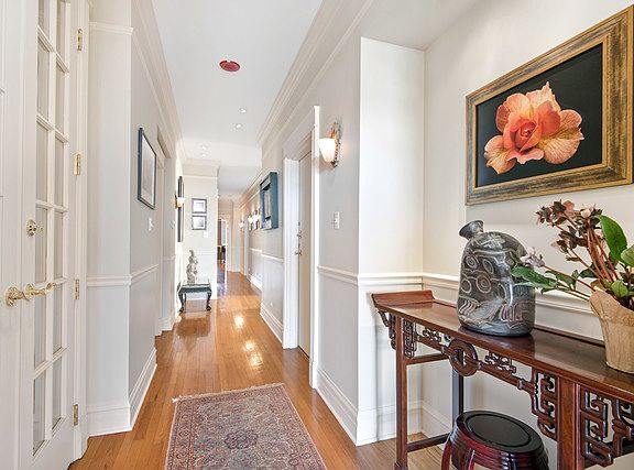2nd image of 1142 S Michigan Ave #4AB