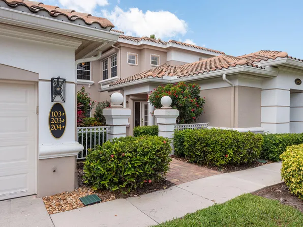 3950 Deer Crossing Ct APT 204, Naples, FL 34114