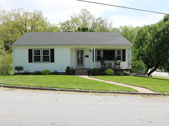 2nd image of 400 Euclid Ave