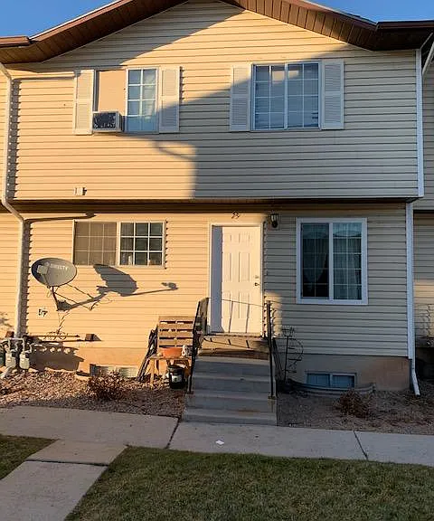 1350 W 150 N #23 — Photo 1