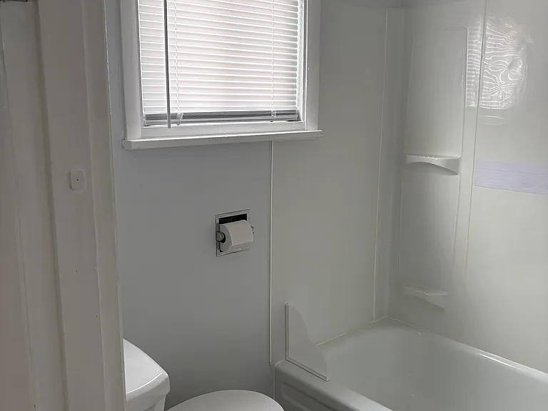 817 Monterey St — Photo 4