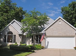 2827 Emerald Dr, Ottawa, IL 61350