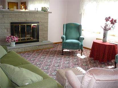 2nd image of 115 Change Bridge Rd