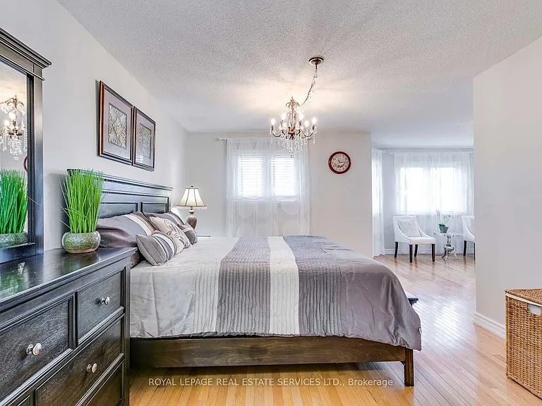 1447 Clearview Dr — Photo 21