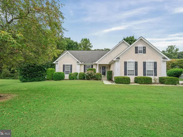 201 Homestead Dr, Camden Wyoming, DE 19934