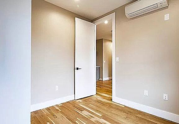 3rd image of 93 Clay St #4