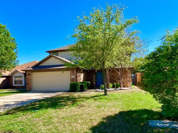 3402 Columbus St, Gainesville, TX 76240