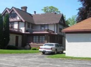 1435 Douglas Ave, Racine, WI 53404