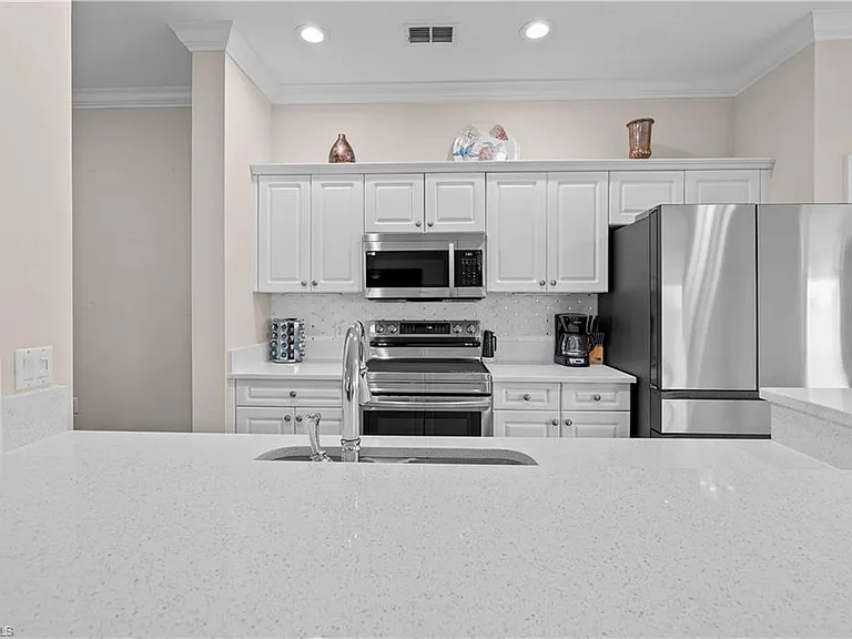8331 Whiskey Preserve Cir #444 — Photo 6