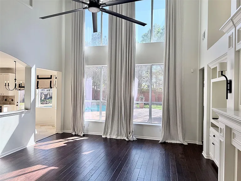 4907 Falls Canyon Ct — Photo 10