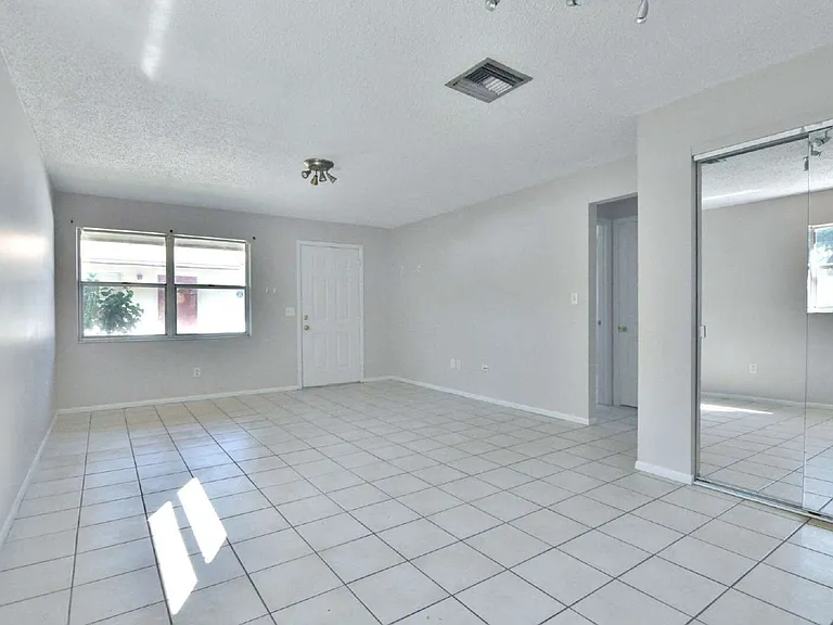 15648 Morgan St #B — Photo 6