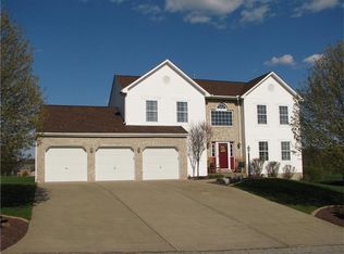 850 Peregrine Dr, North Huntingdon, PA 15642