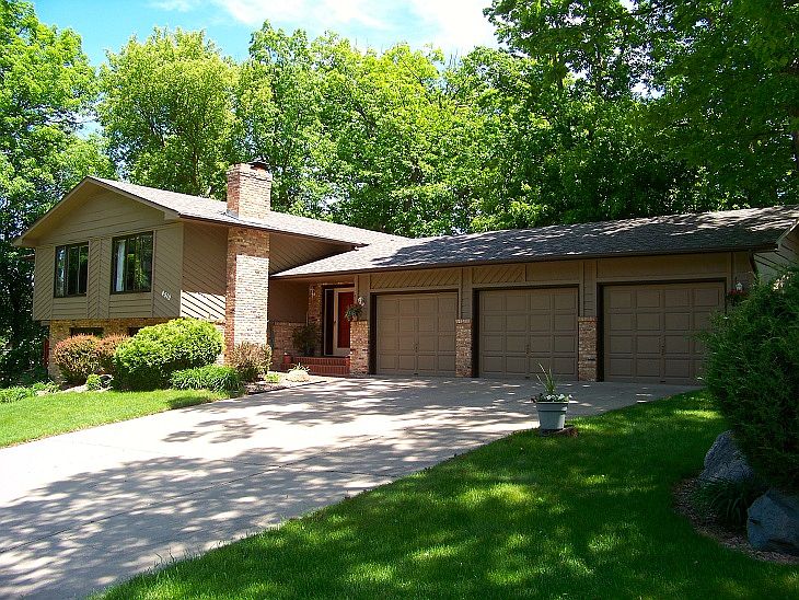 Beautiful Corner Lot!