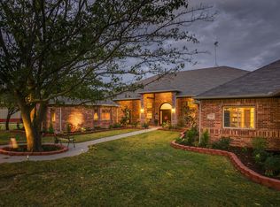 636 Possom Trot Hollow Rd, Whitewright, TX 75491