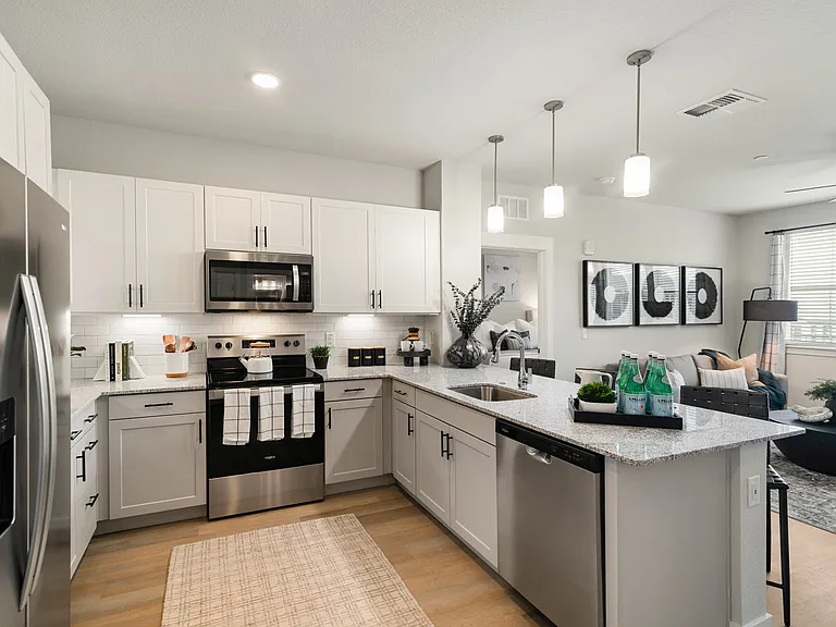 Amberlin Queen Creek 55+ Active Adult — Photo 14