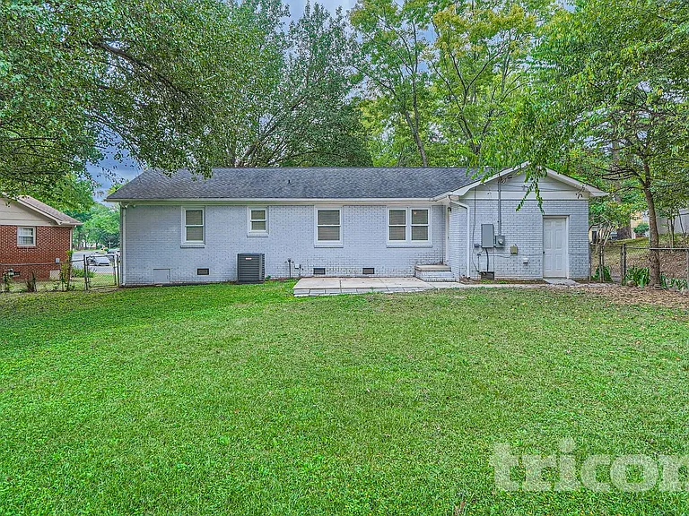 7133 Starvalley Dr — Photo 17