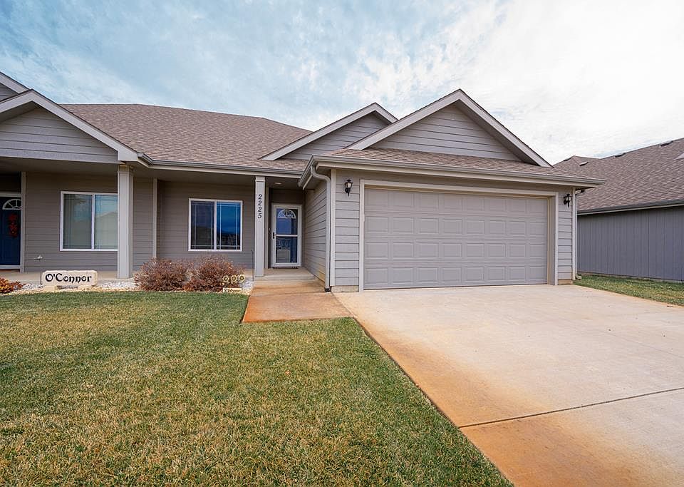 1st image of 2225 Saddlebrook Dr