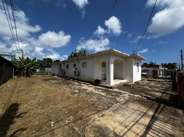 (undisclosed Address), San Juan, PR 00924