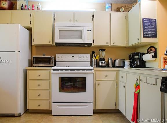 3rd image of 8592 W Sunrise Blvd APT 312