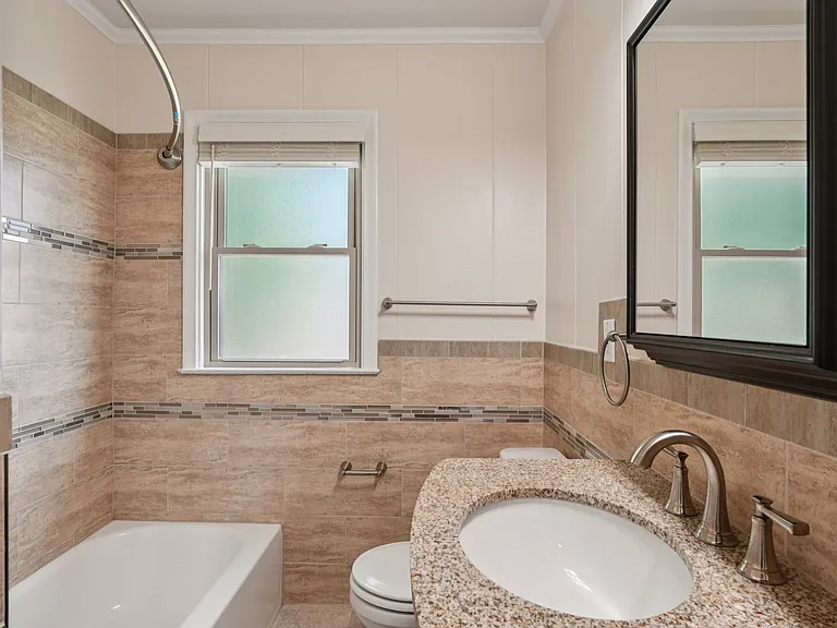 Bay Village Townhomes — Photo 15