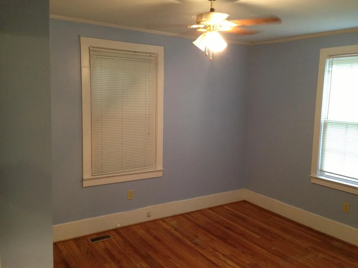 3 bed, 1200 sqft, $1,925 — Photo 3