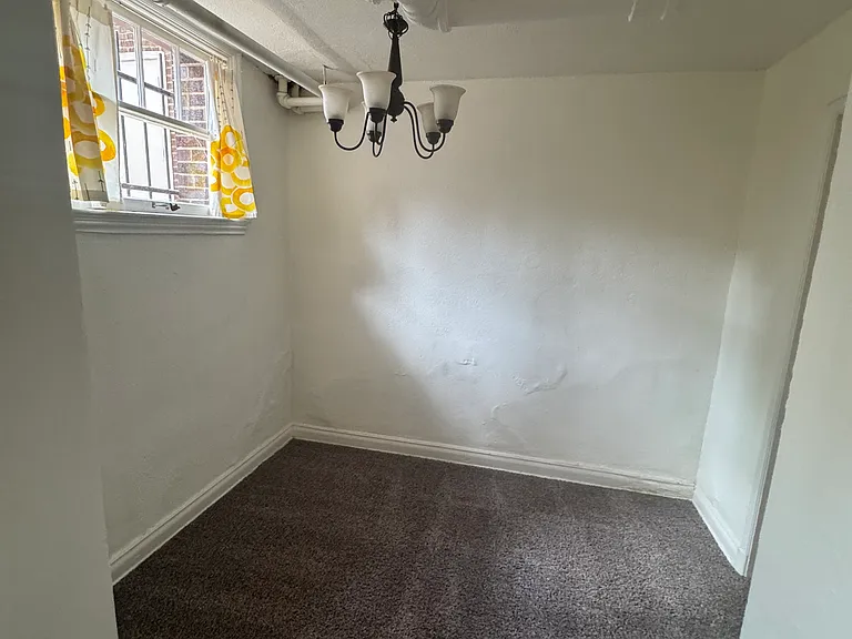 931 N Emerson St #9 — Photo 10