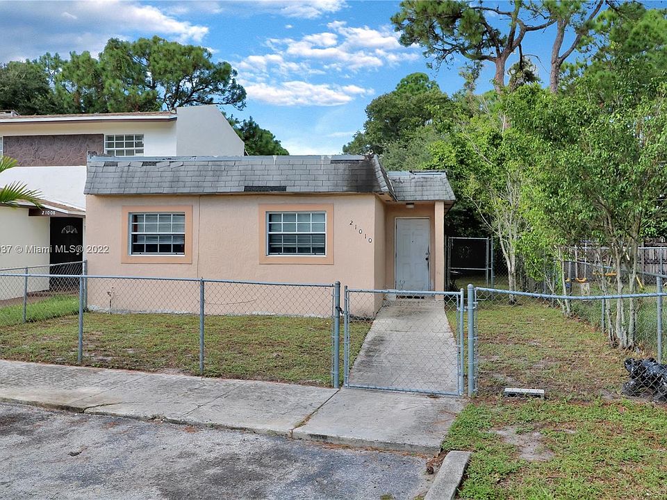 1st image of 21010 NW 39th Ave