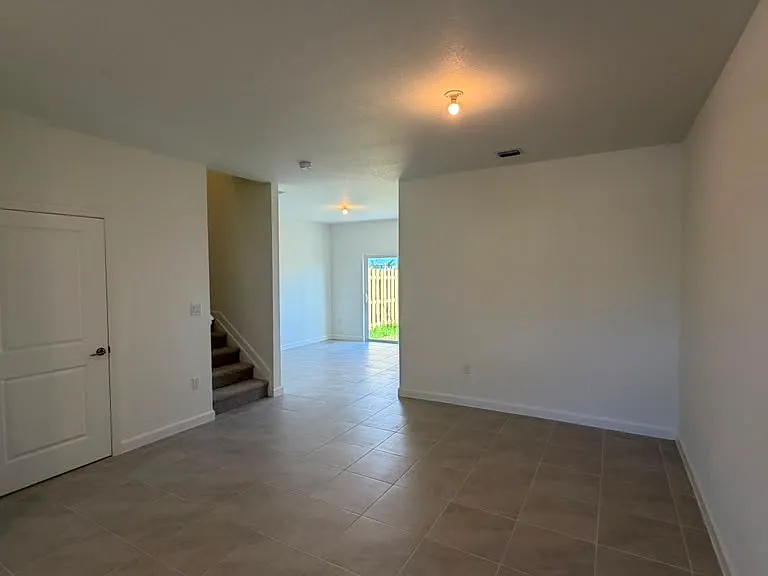 2537 SE 25th Dr — Photo 19