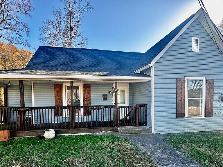 604 Augusta Ave — Photo 1