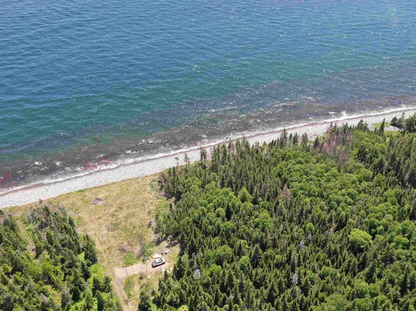 2 Cabot Trl, Inverness, NS B0C 1C0
