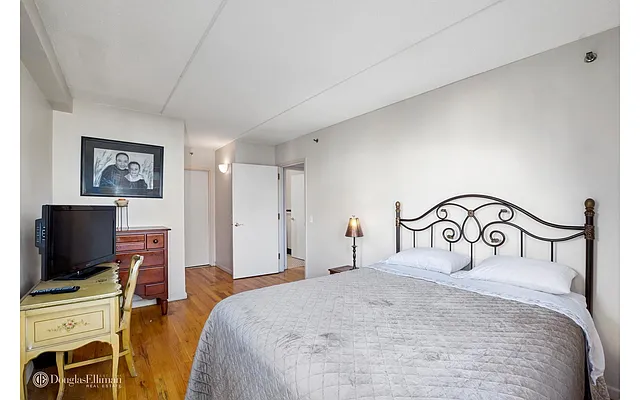 Sold by Douglas Elliman | media 6