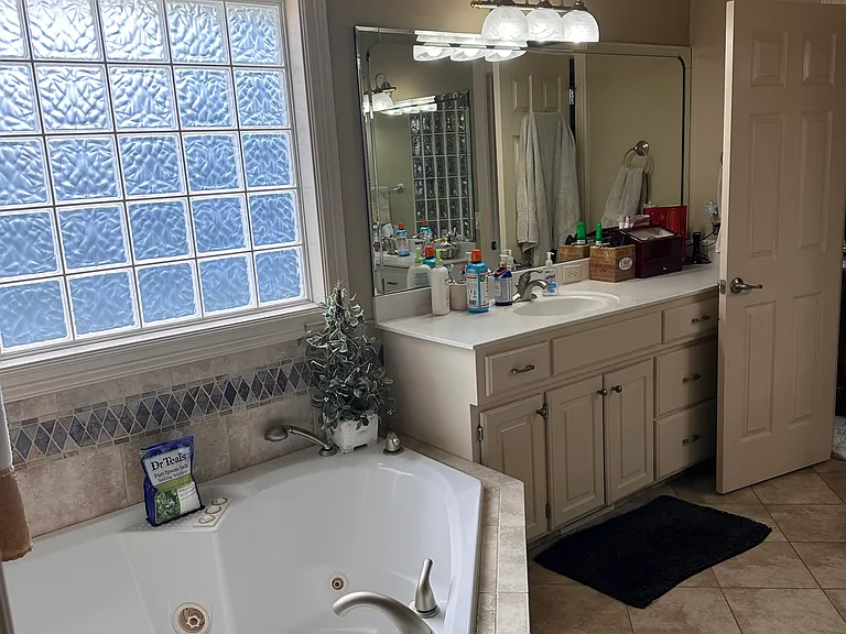 Master Bath 3