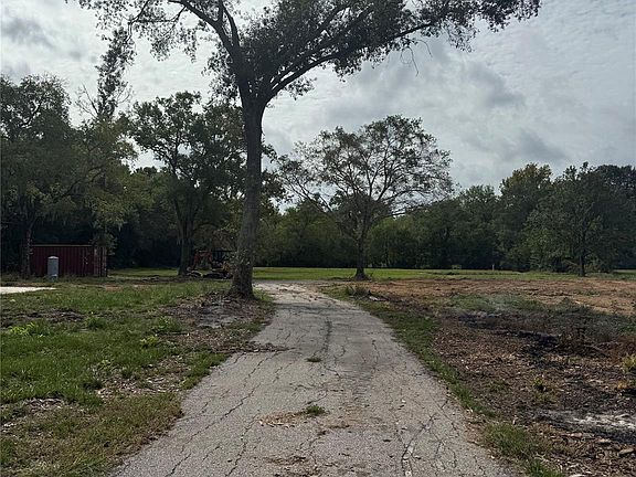 5th image of 13284 Calhoun Rd