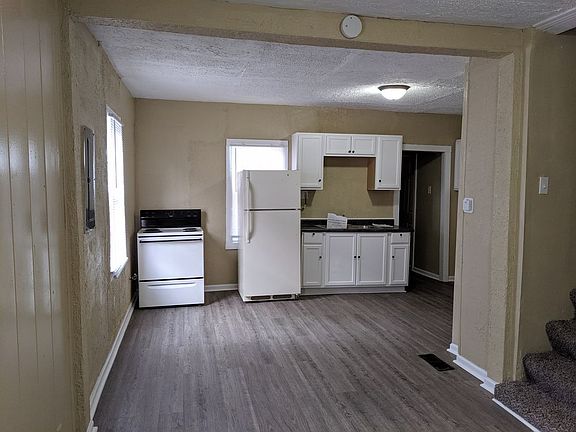 4th image of 1226 S Sheffield Ave