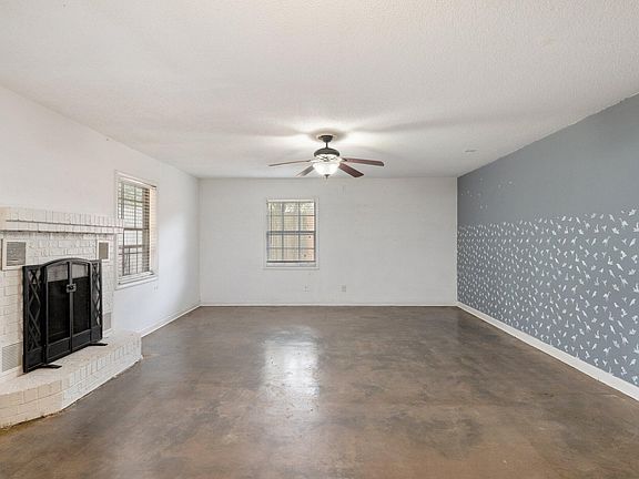 3rd image of 3315 Bayou Dr